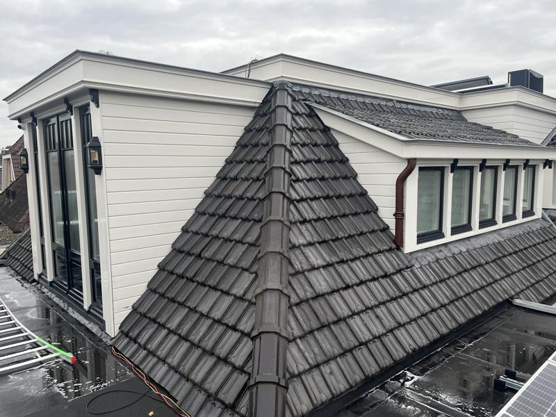 2 keer per jaar houtwerk laten reinigen 1