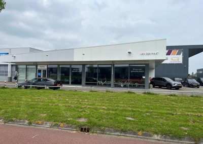 Hier het jaarlijks reinigen en spinnenbehandeling van de plaatstelijke citroen dealer uit Enkhuizen. 2