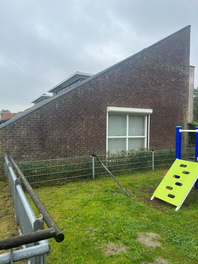 huis-gereinigd-met-softwash-2-768x1024